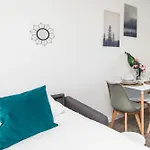 Apartment Monaco A Pied - Spacieux - Balcon - Ca Beausoleil